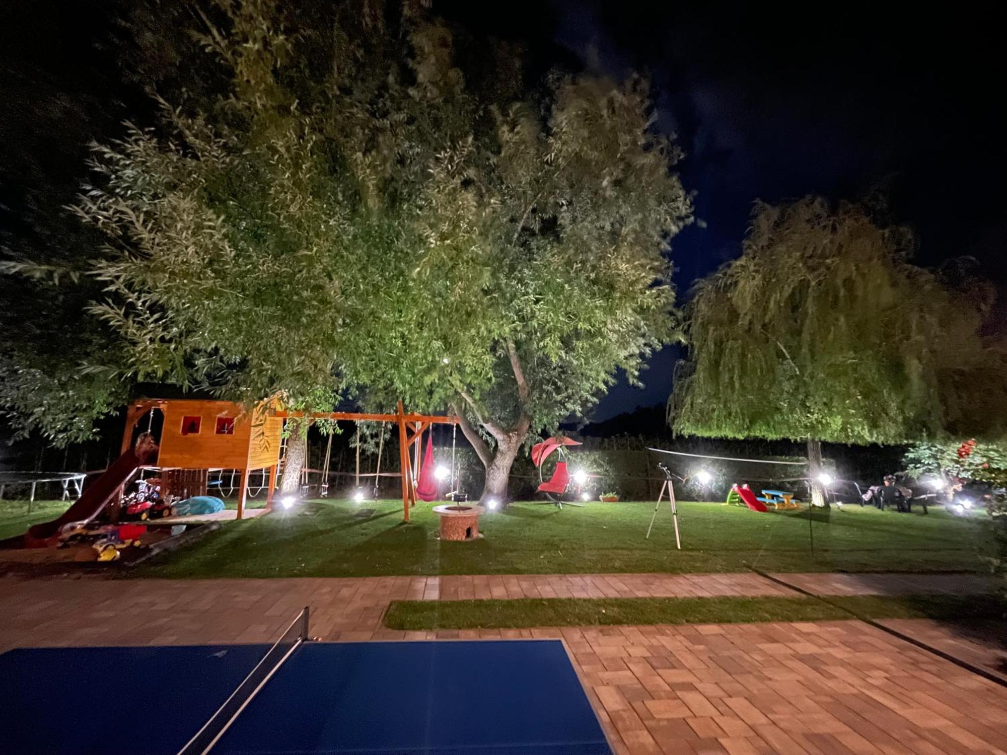 Linett Apartman Hajduszoboszlo Luaran gambar